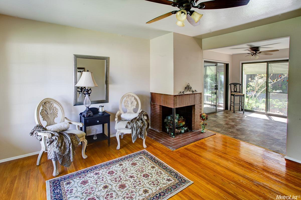 6256 Templeton Dr, Carmichael, CA 95608 photo 5