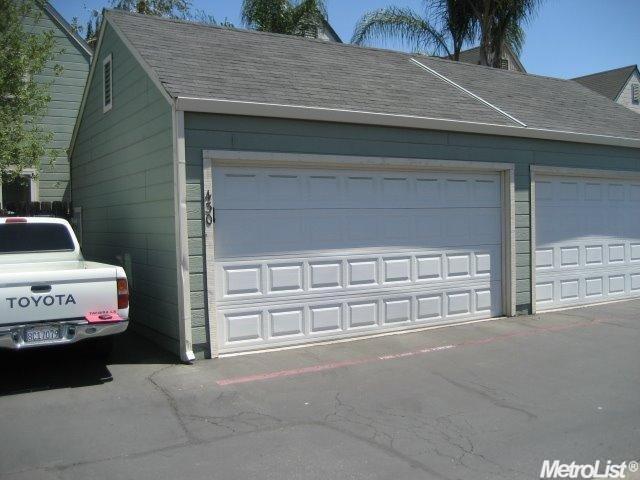 430 Golf Cir, Manteca, CA 95337 photo 1