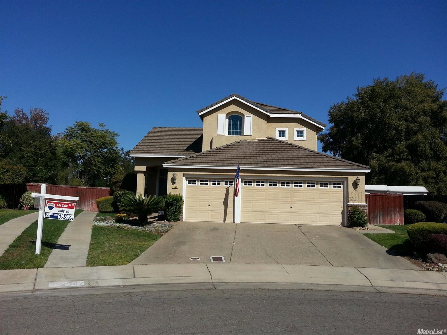 2547 Sequoia St, Lodi, CA 95242 photo 4