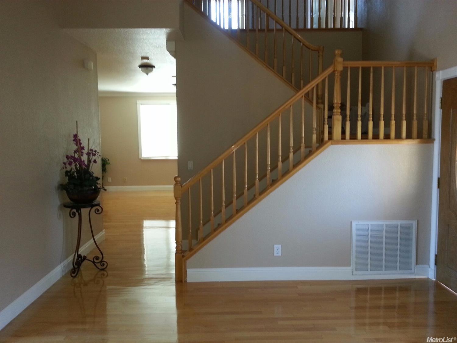 2547 Sequoia St, Lodi, CA 95242 photo 14