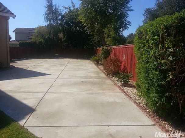 2547 Sequoia St, Lodi, CA 95242 photo 8