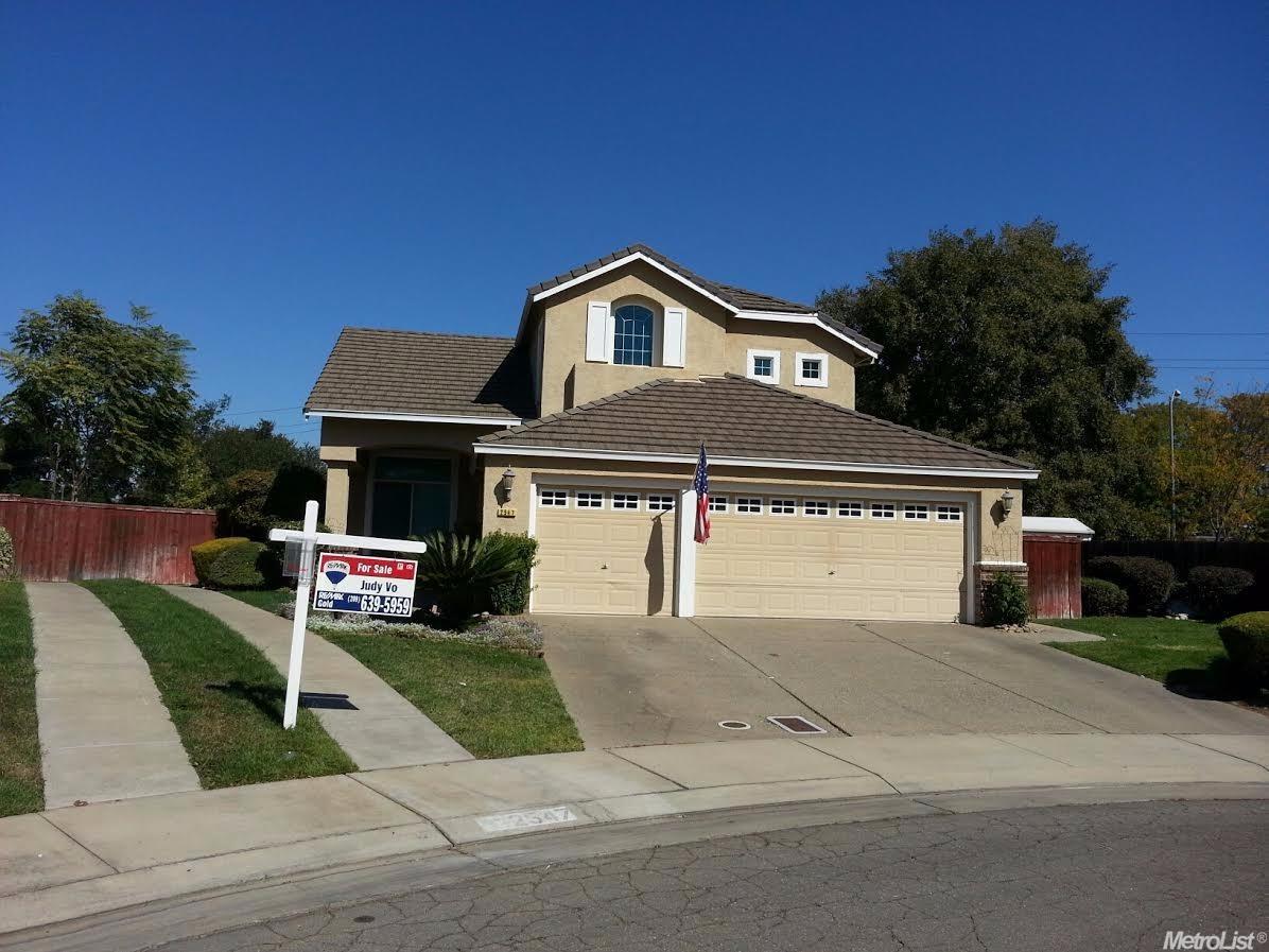 2547 Sequoia St, Lodi, CA 95242 photo 1