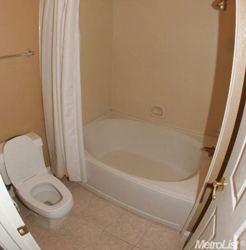 3220 Baggan Ct, Antelope, CA 95843 photo 9