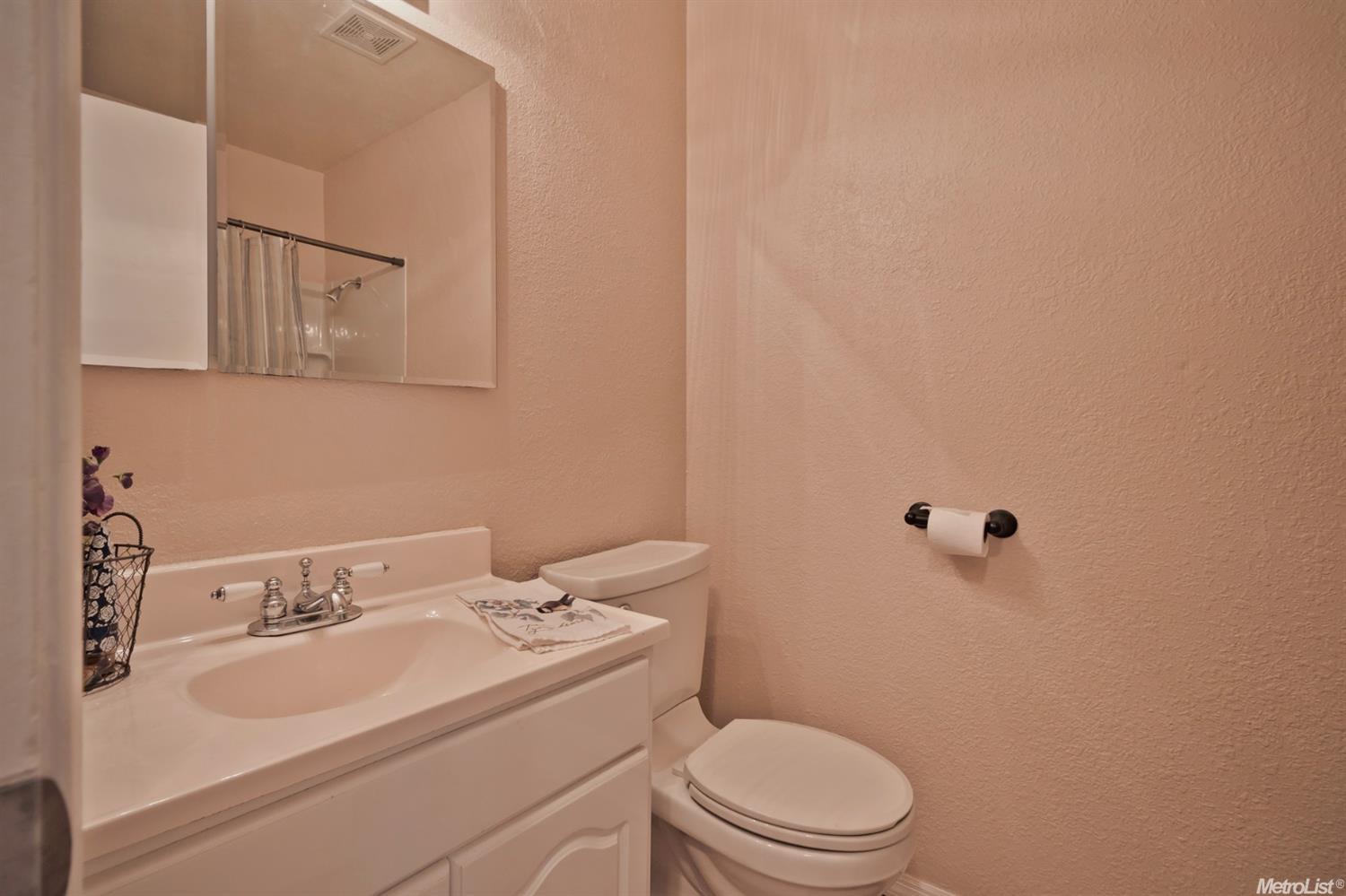 800 Chestnut Ave, Tracy, CA 95376 photo 11