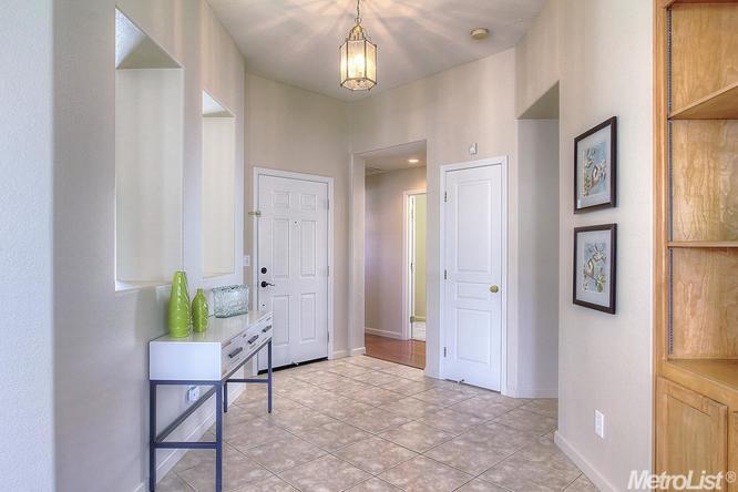 1661 Aletsch Way, Manteca, CA 95337 photo 4