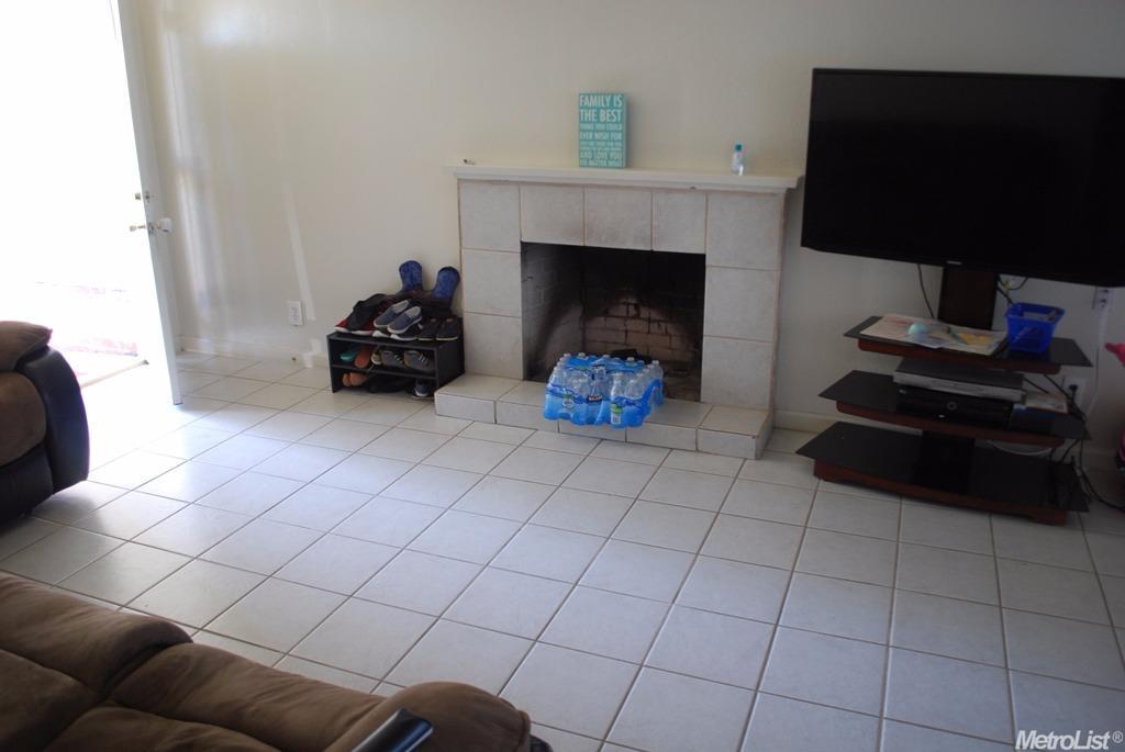 715 Kazmir Ct, Modesto, CA 95351 photo 4