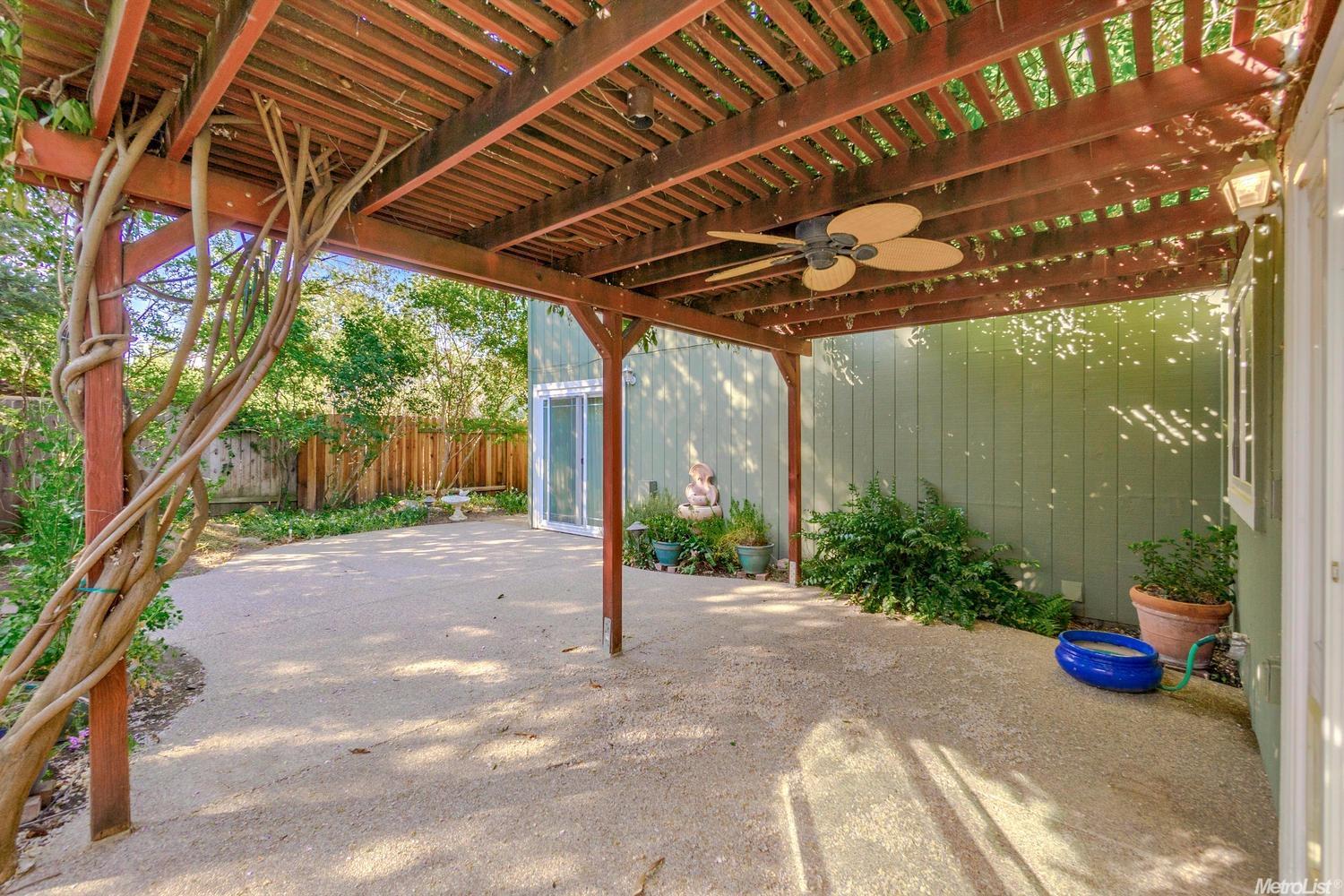 1220 Impala Pl, Davis, CA 95616 photo 2