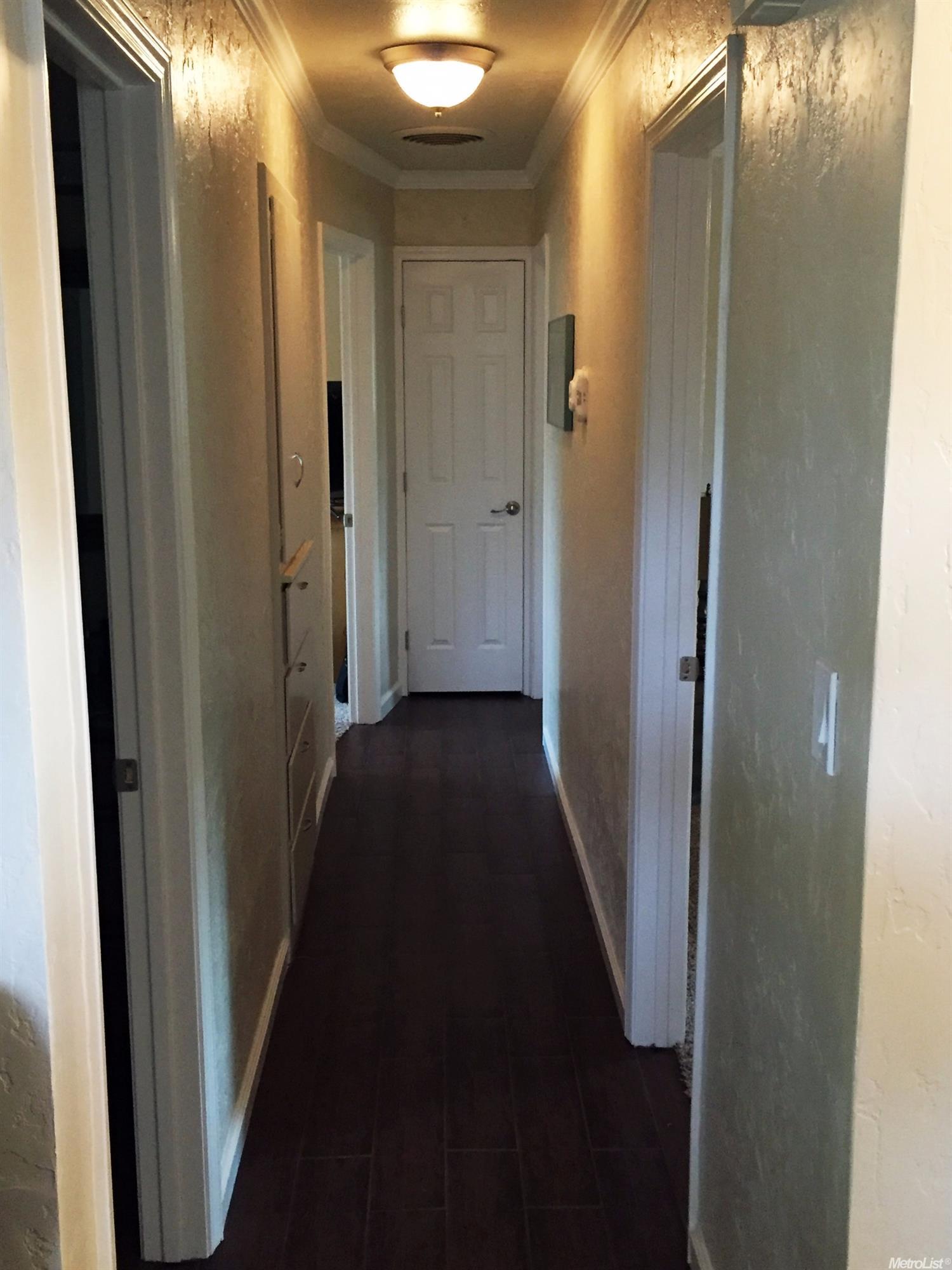 1237 El Vecino Ave, Modesto, CA 95350 photo 8