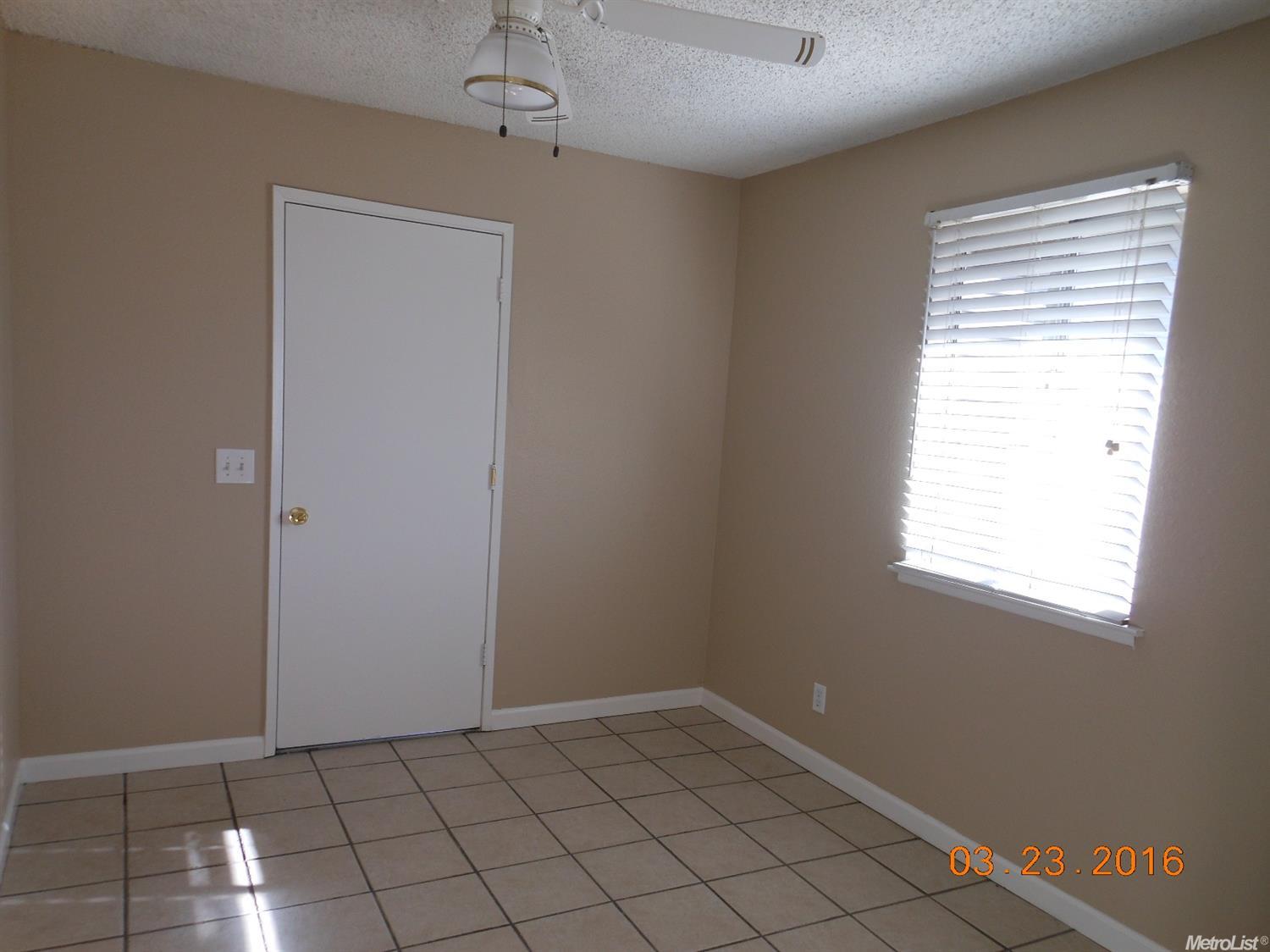 7145 Chablis Ln, Winton, CA 95388 photo 6