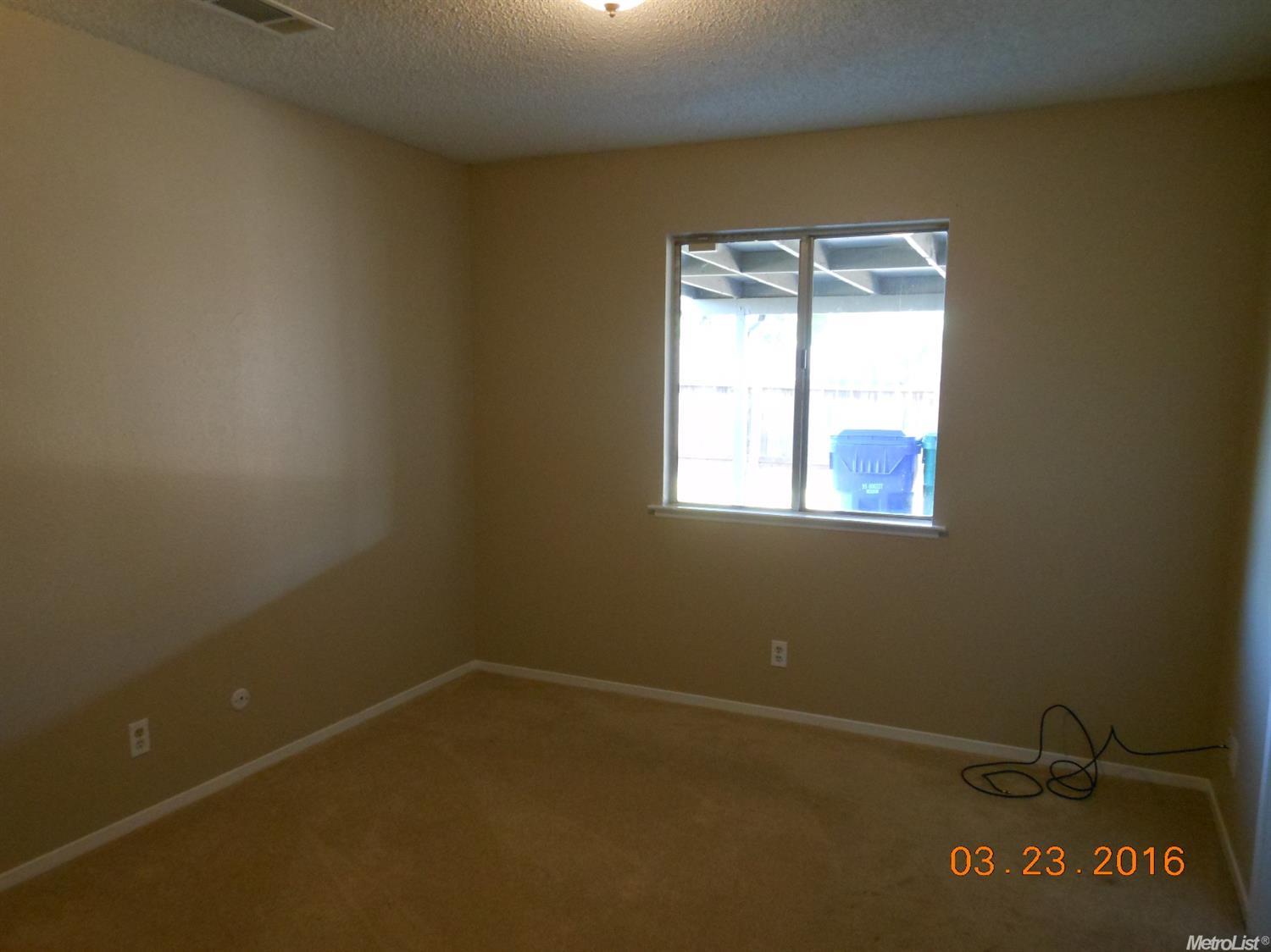7145 Chablis Ln, Winton, CA 95388 photo 11