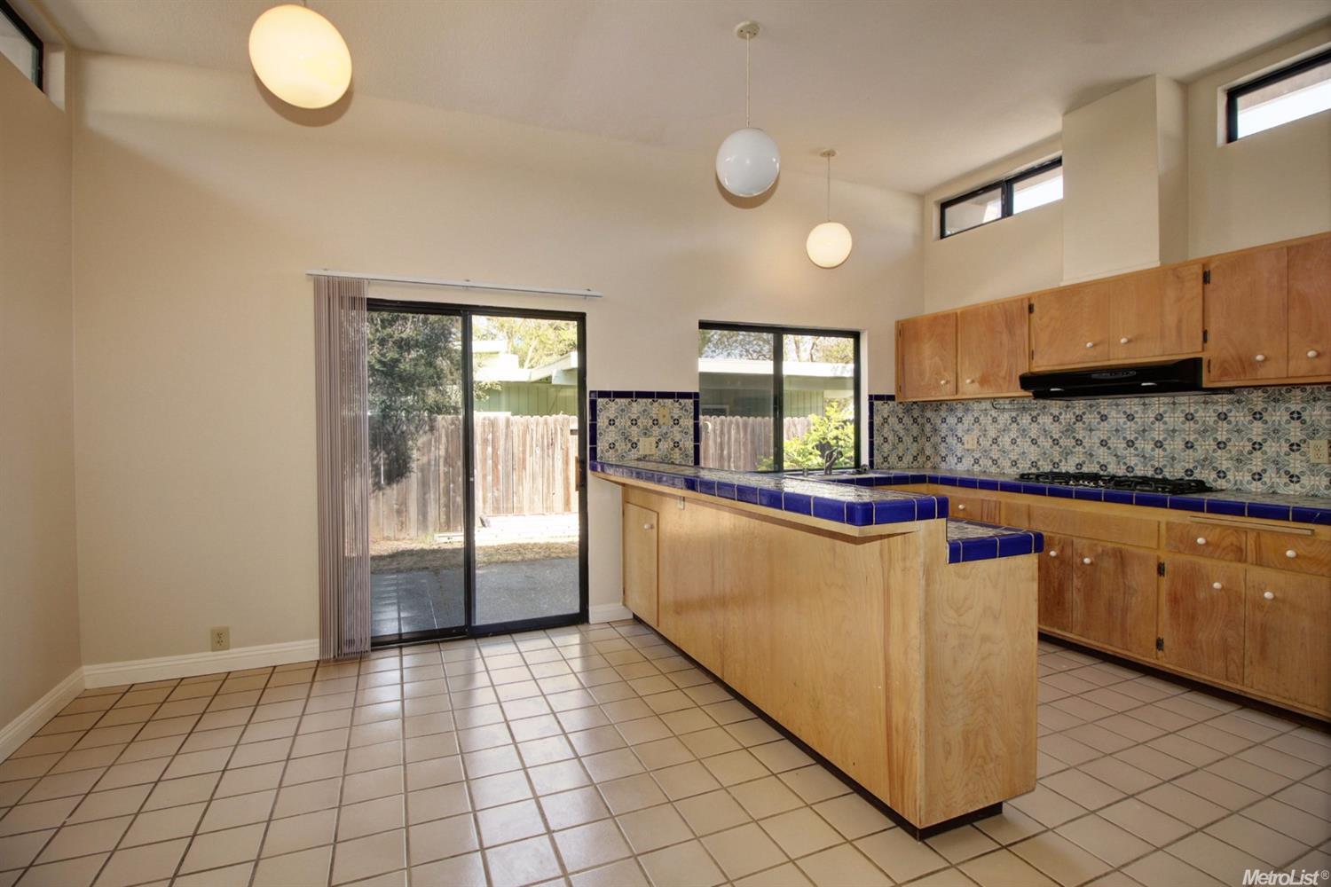 219 Grande Ave, Davis, CA 95616 photo 7