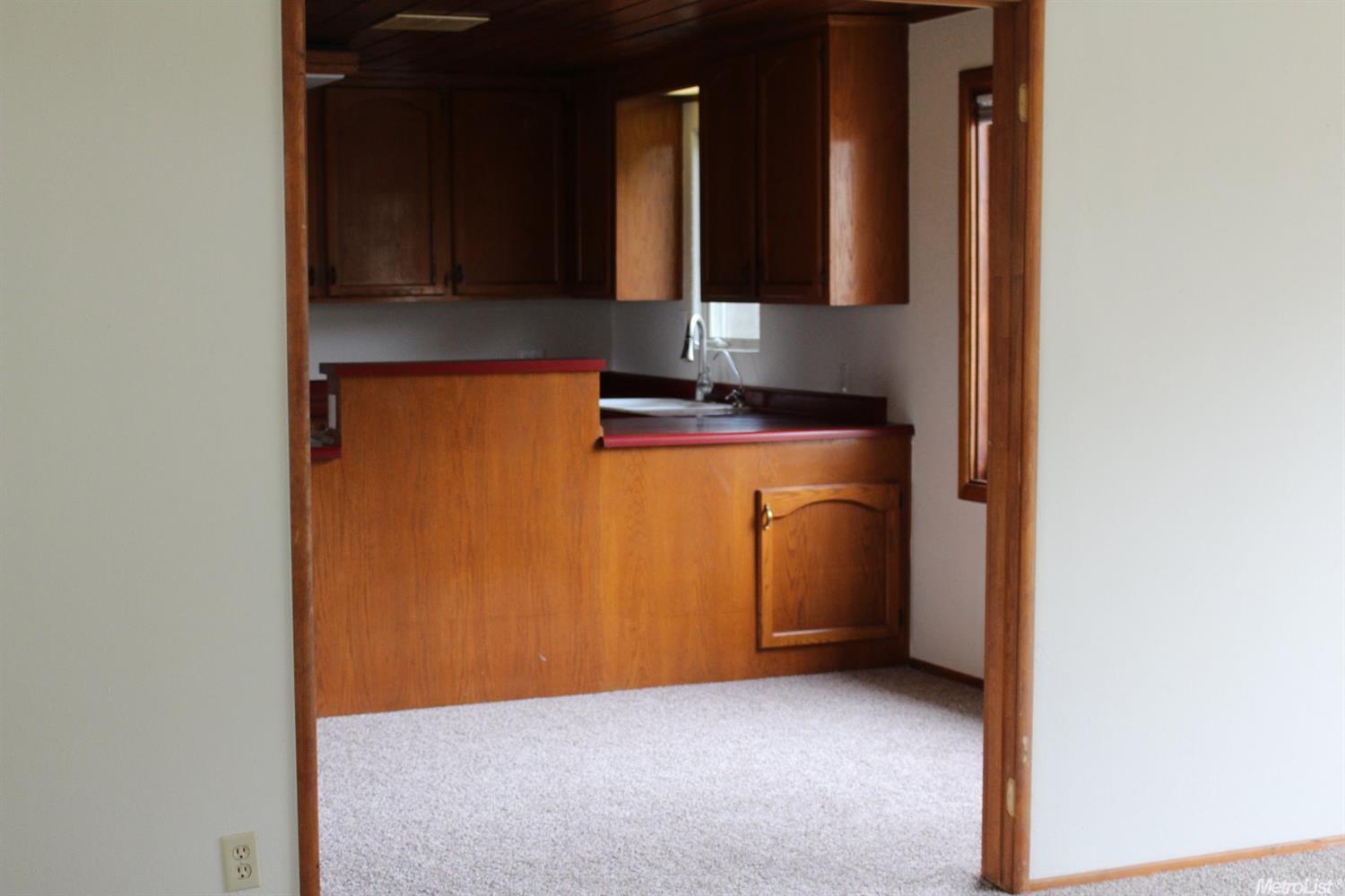 2741 Fabian Rd, Tracy, CA 95377 photo 4