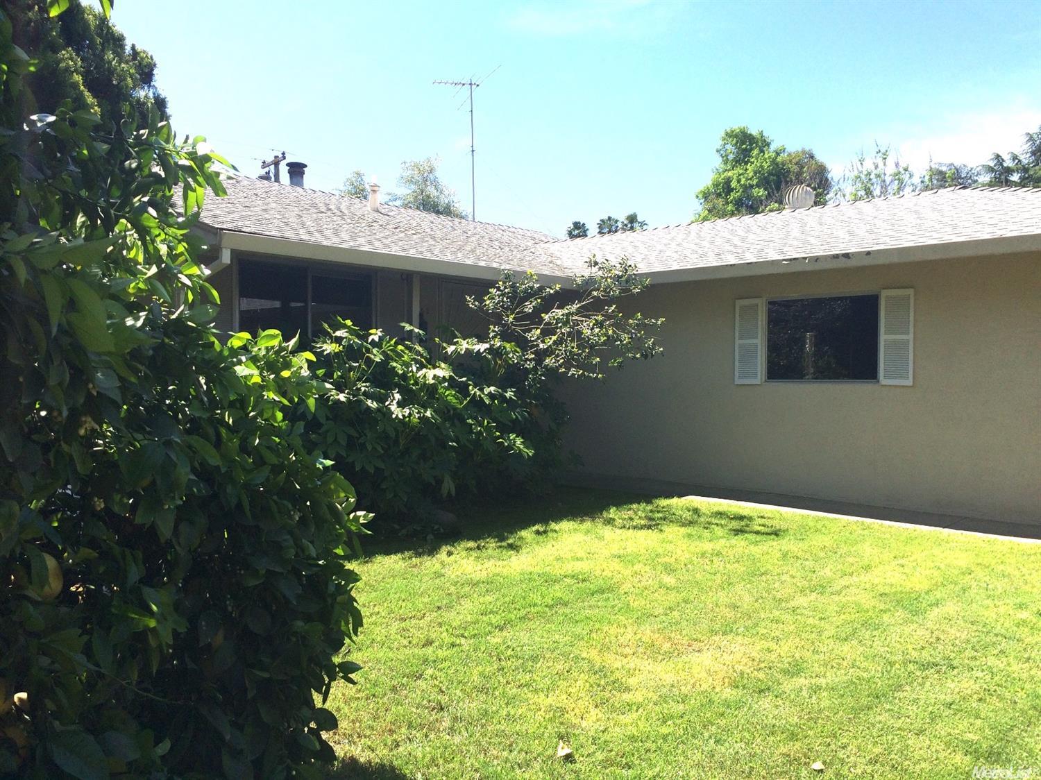 2402 Temple Dr, Davis, CA 95618 photo 1