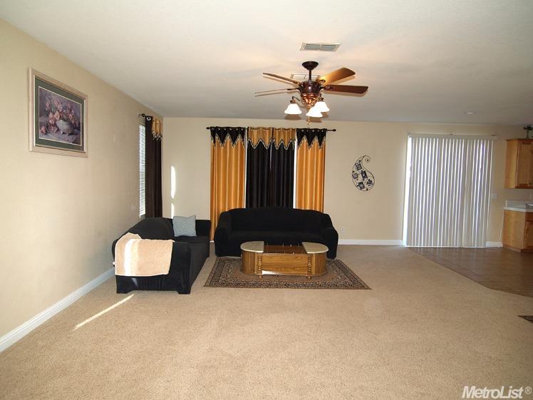 4005 Calais Ct, Modesto, CA 95356 photo 8