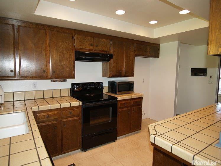 3805 Beyer Park Dr, Modesto, CA 95355 photo 10