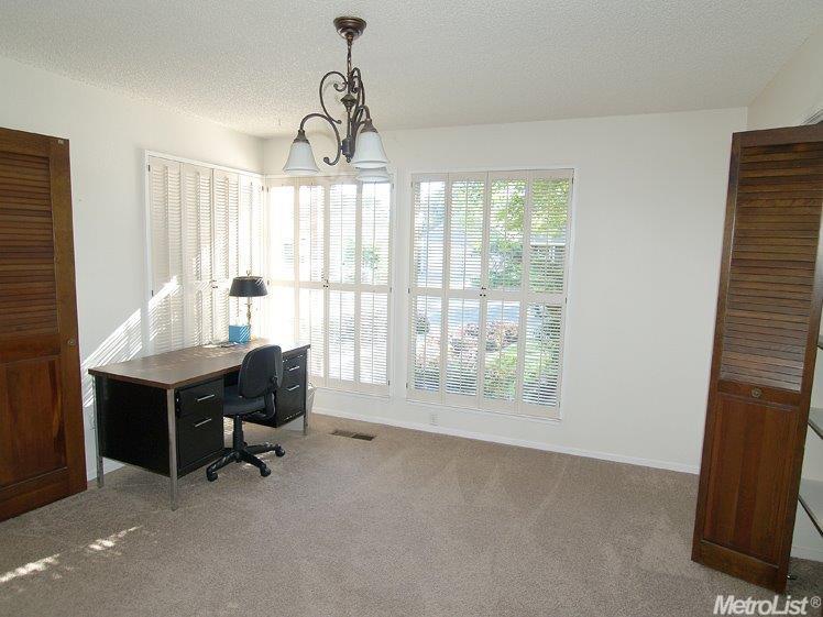 3805 Beyer Park Dr, Modesto, CA 95355 photo 5