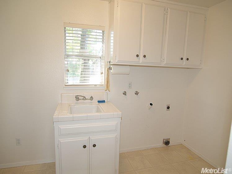 3805 Beyer Park Dr, Modesto, CA 95355 photo 19