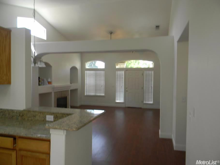 4404 Whisper Pl, Turlock, CA 95382 photo 4