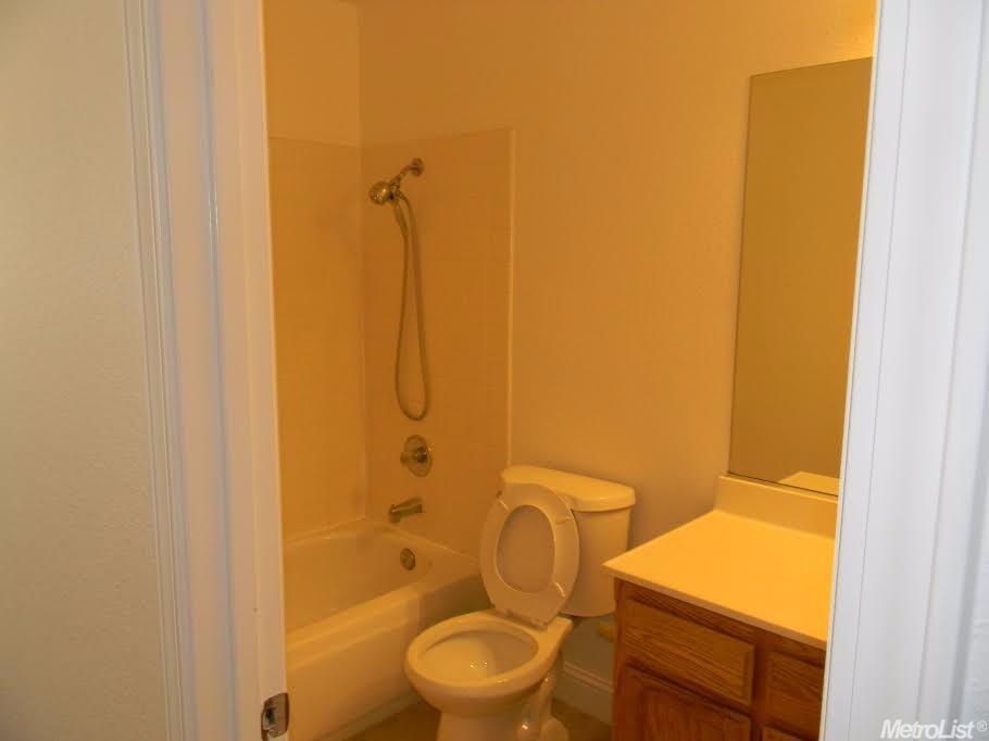 4404 Whisper Pl, Turlock, CA 95382 photo 12