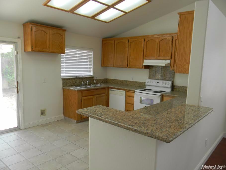 4404 Whisper Pl, Turlock, CA 95382 photo 9
