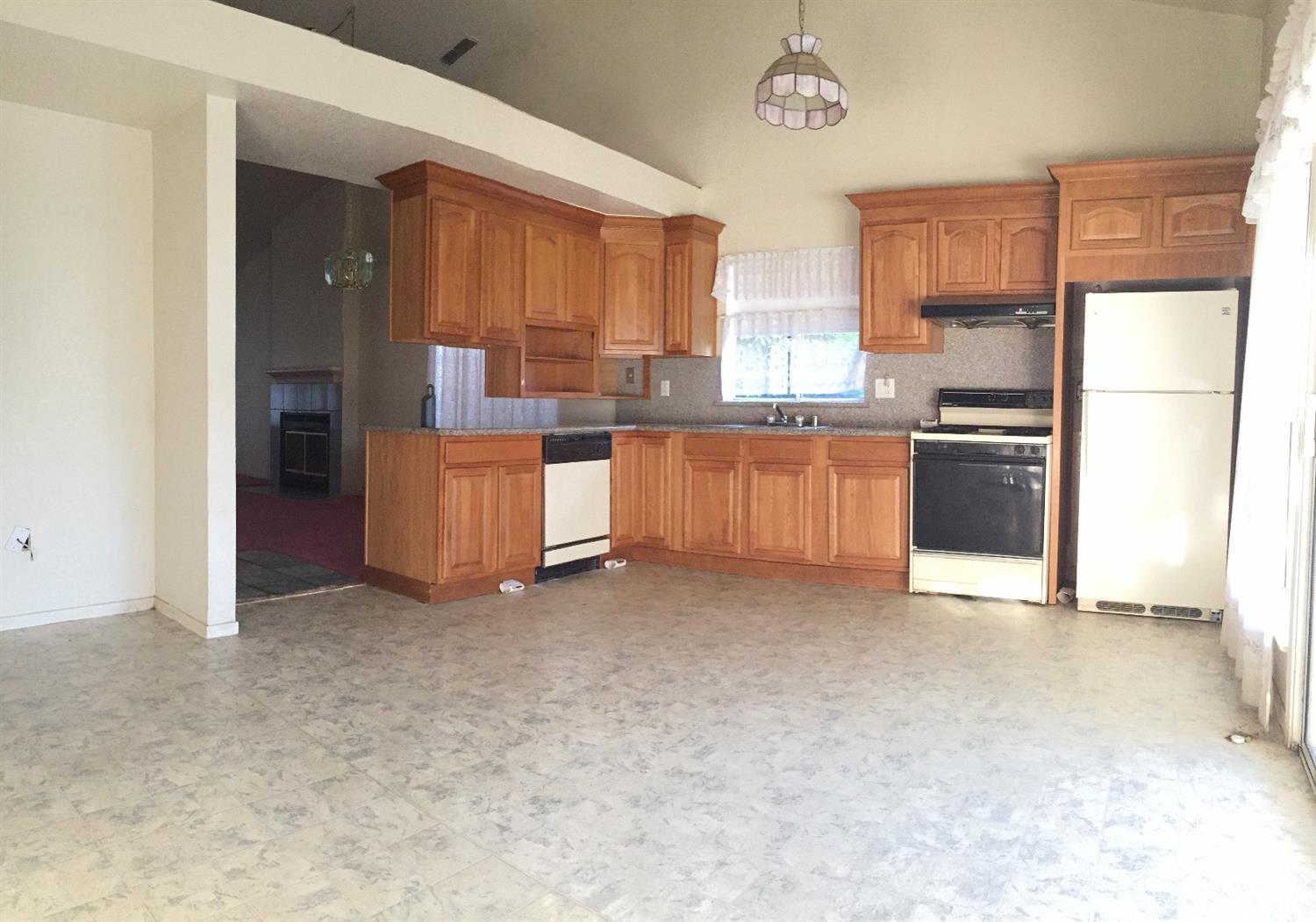 1232 Crater Ave, Modesto, CA 95351 photo 3
