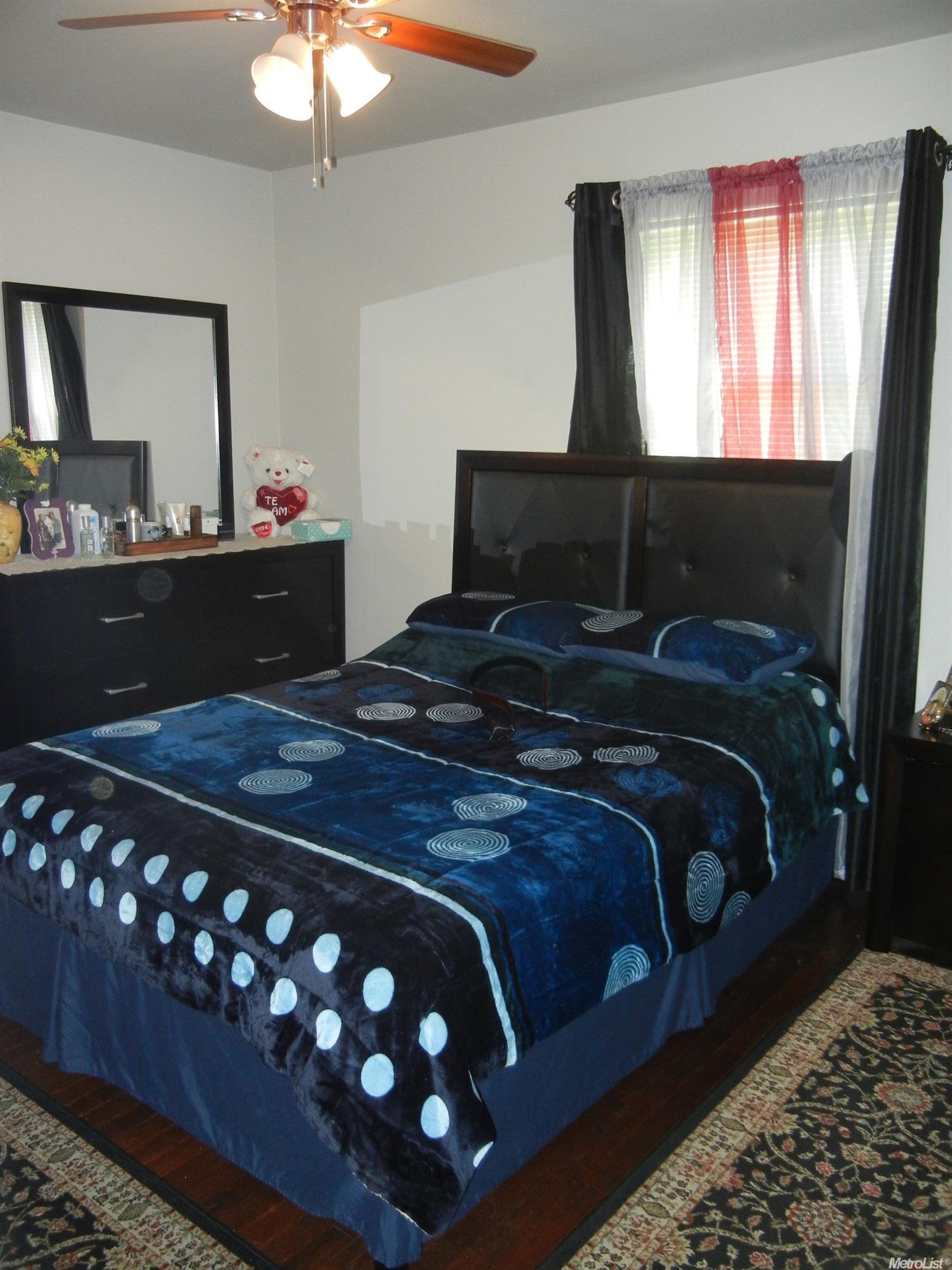 1314 Theo Ave, Modesto, CA 95350 photo 9