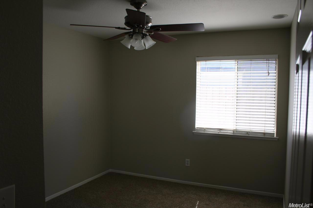 998 Pope Ct, Ripon, CA 95366 photo 16