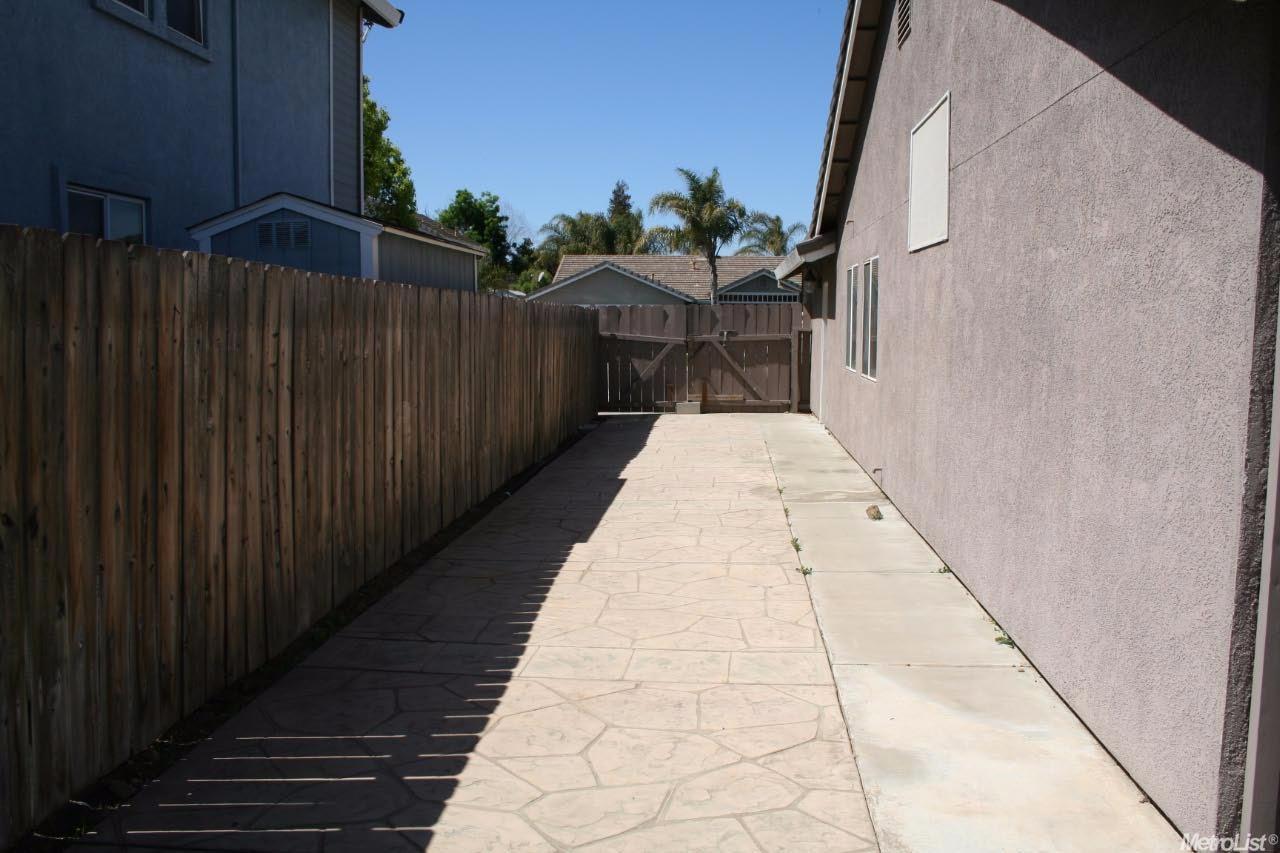 998 Pope Ct, Ripon, CA 95366 photo 19