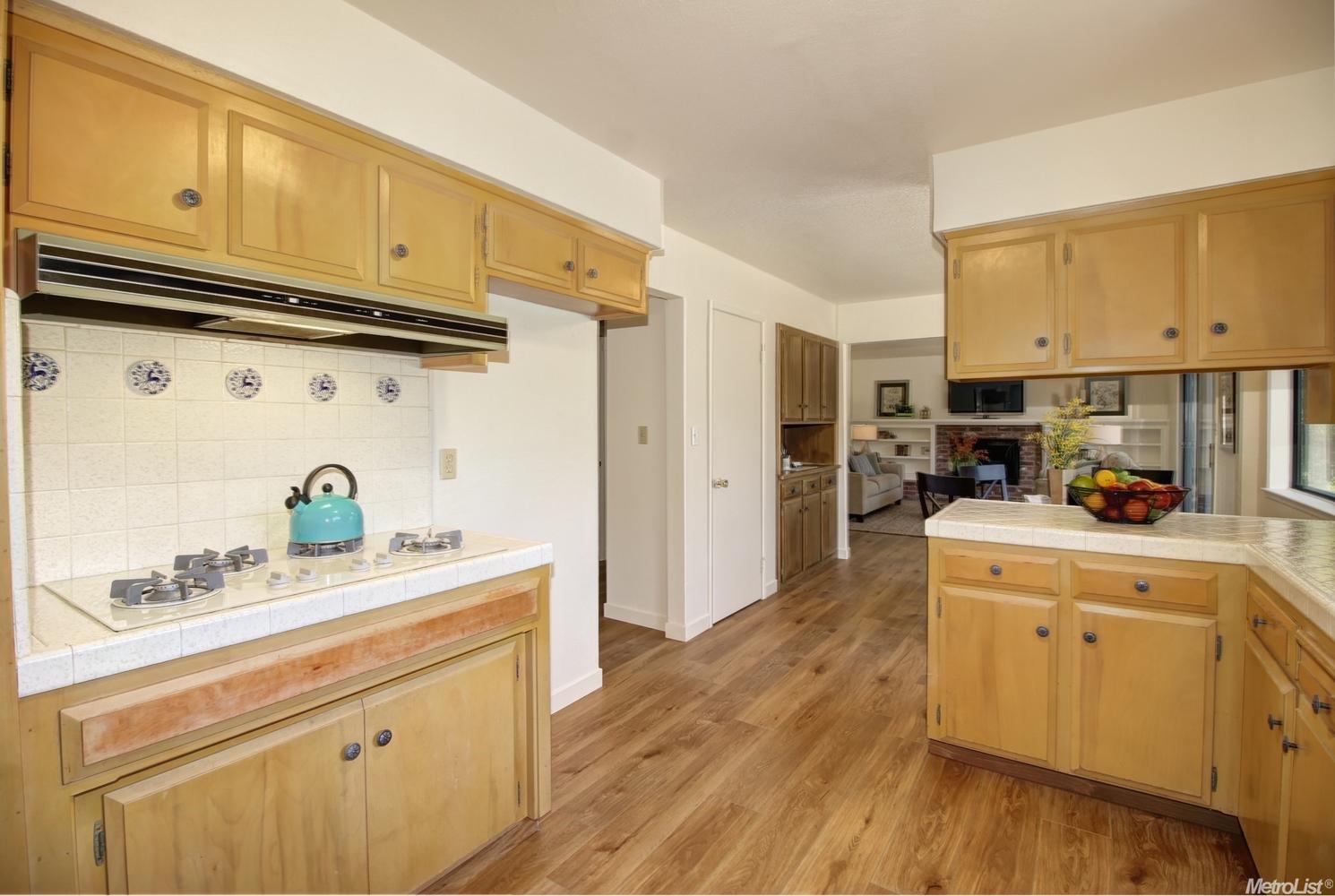 1242 Fordham Dr, Davis, CA 95616 photo 10