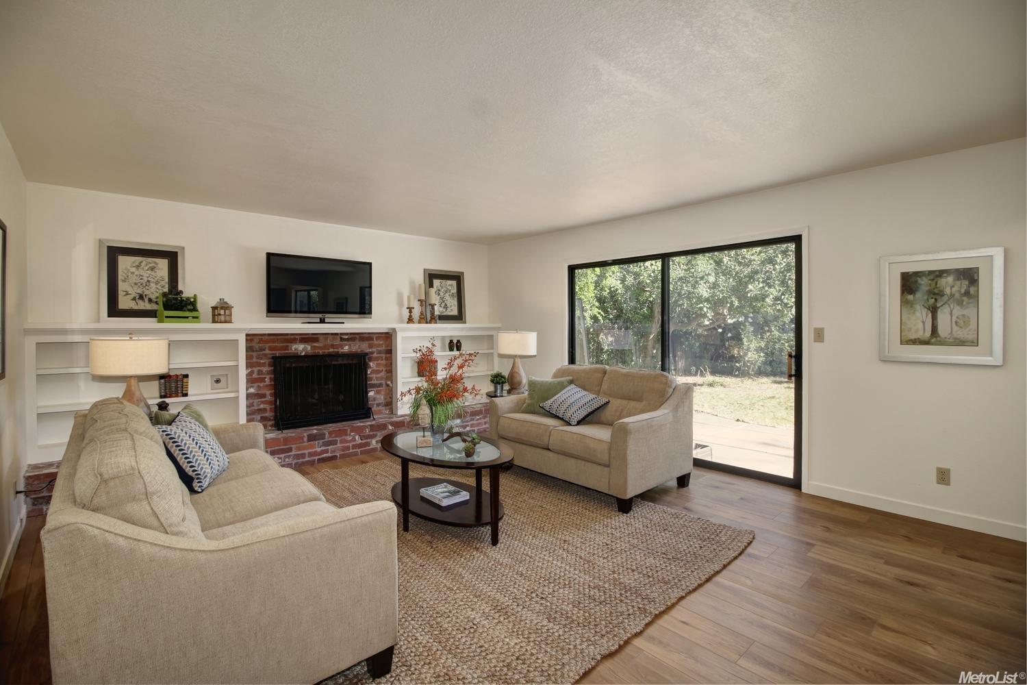 1242 Fordham Dr, Davis, CA 95616 photo 2