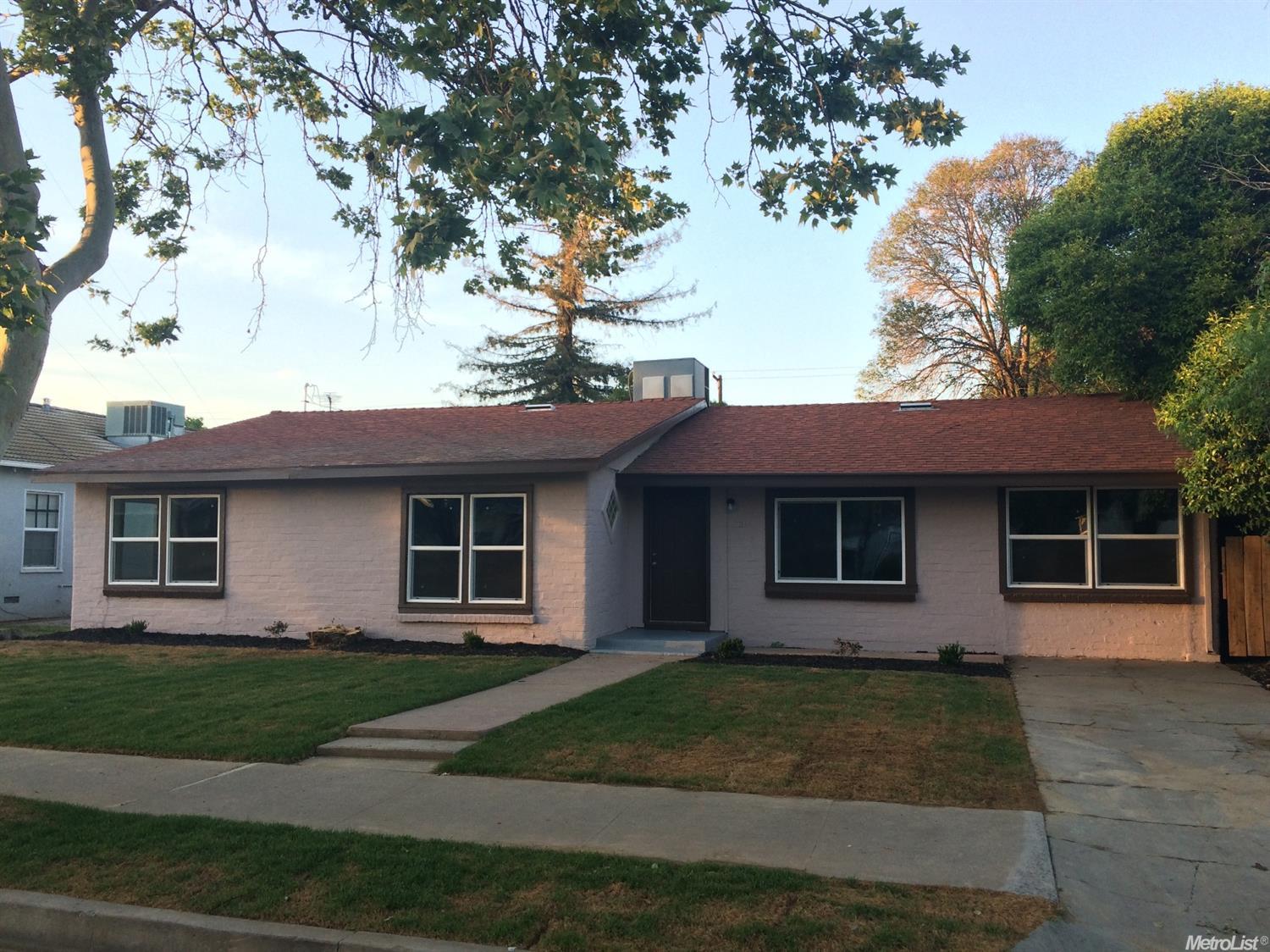 331 E Main St, Merced, CA 95340 photo 1