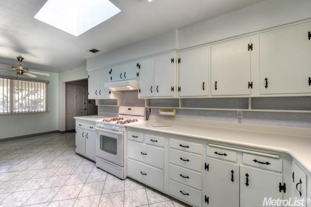 7716 Marindell St, Elverta, CA 95626 photo 8