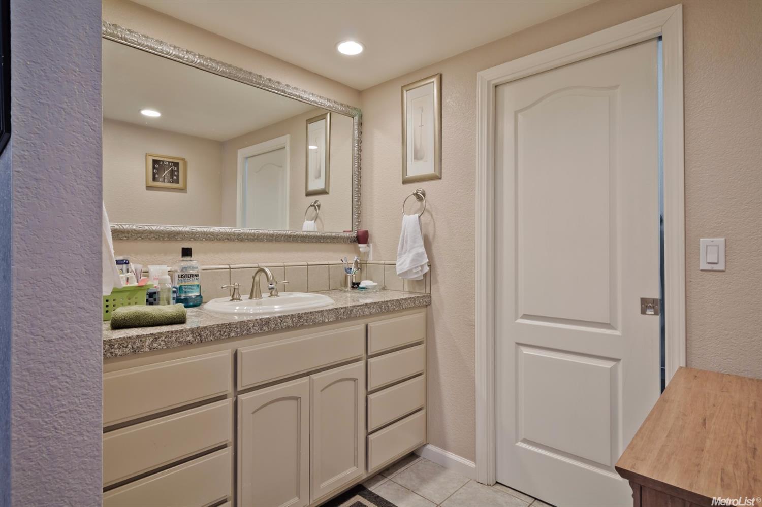 3325 Claremont Ave, Modesto, CA 95350 photo 21