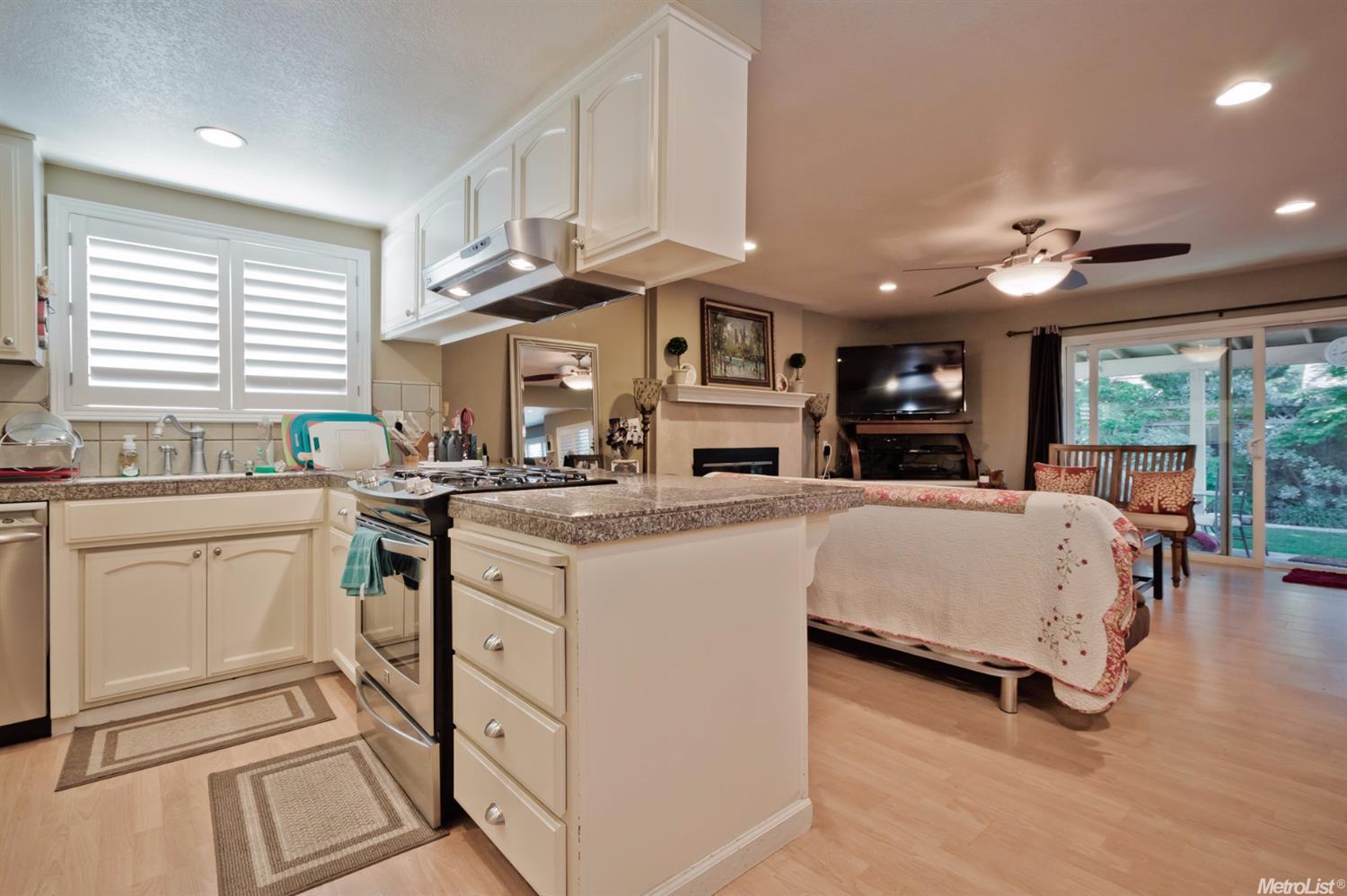 3325 Claremont Ave, Modesto, CA 95350 photo 10