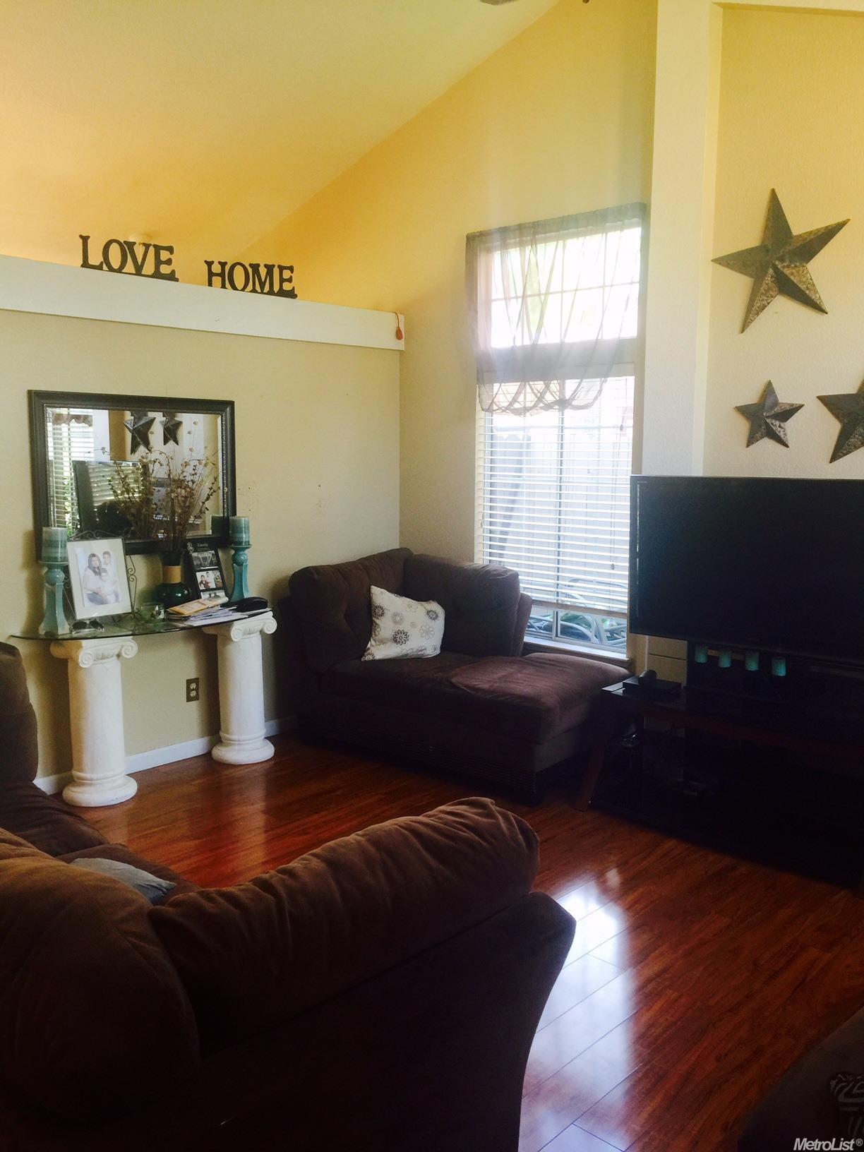 820 Fall River Dr, Modesto, CA 95351 photo 3