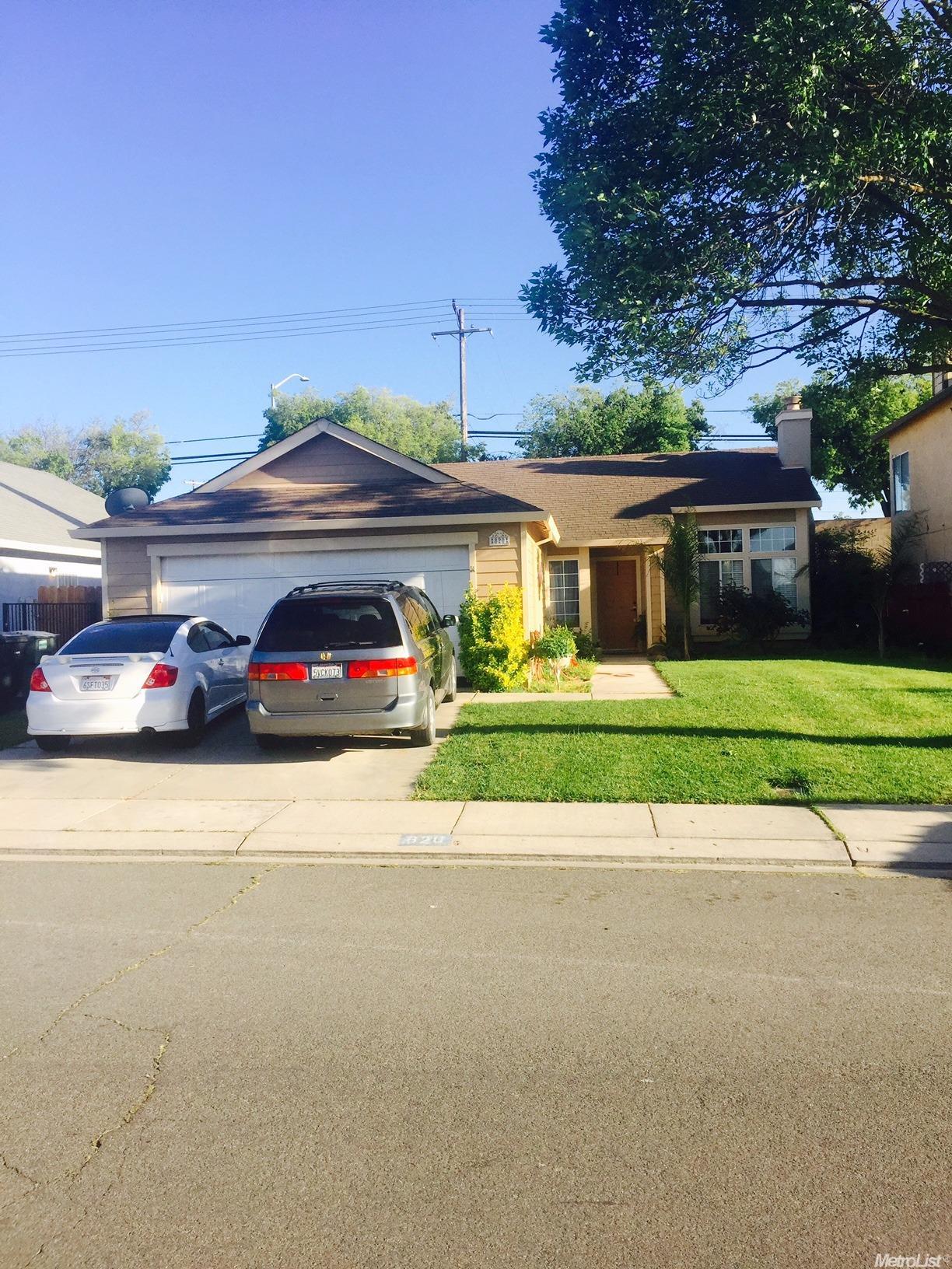 820 Fall River Dr, Modesto, CA 95351 photo 2