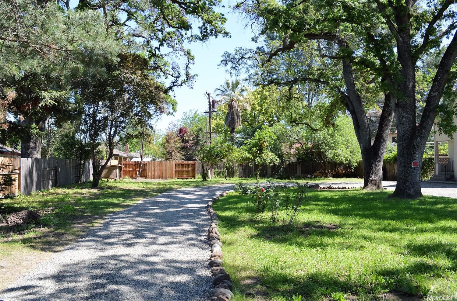 3126 Walnut Ave, Carmichael, CA 95608 photo 3