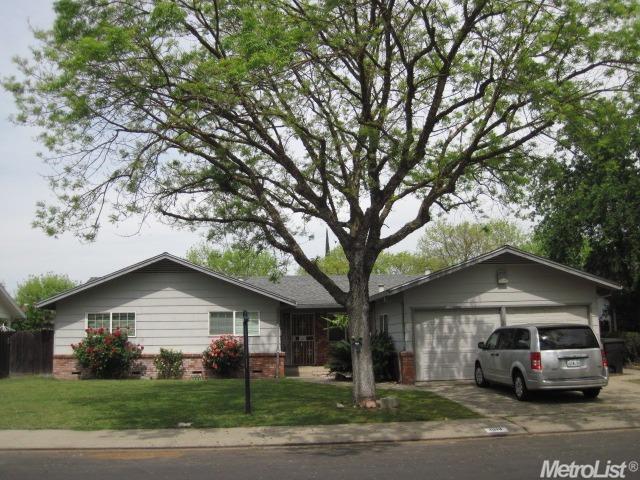 1913 Kienitz Ave, Modesto, CA 95355 photo 1