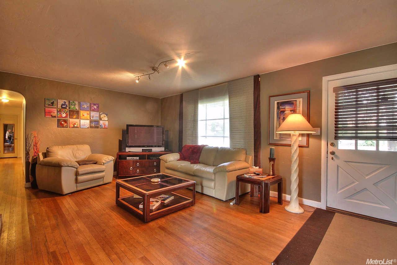 6000 Sutter Ave, Carmichael, CA 95608 photo 5