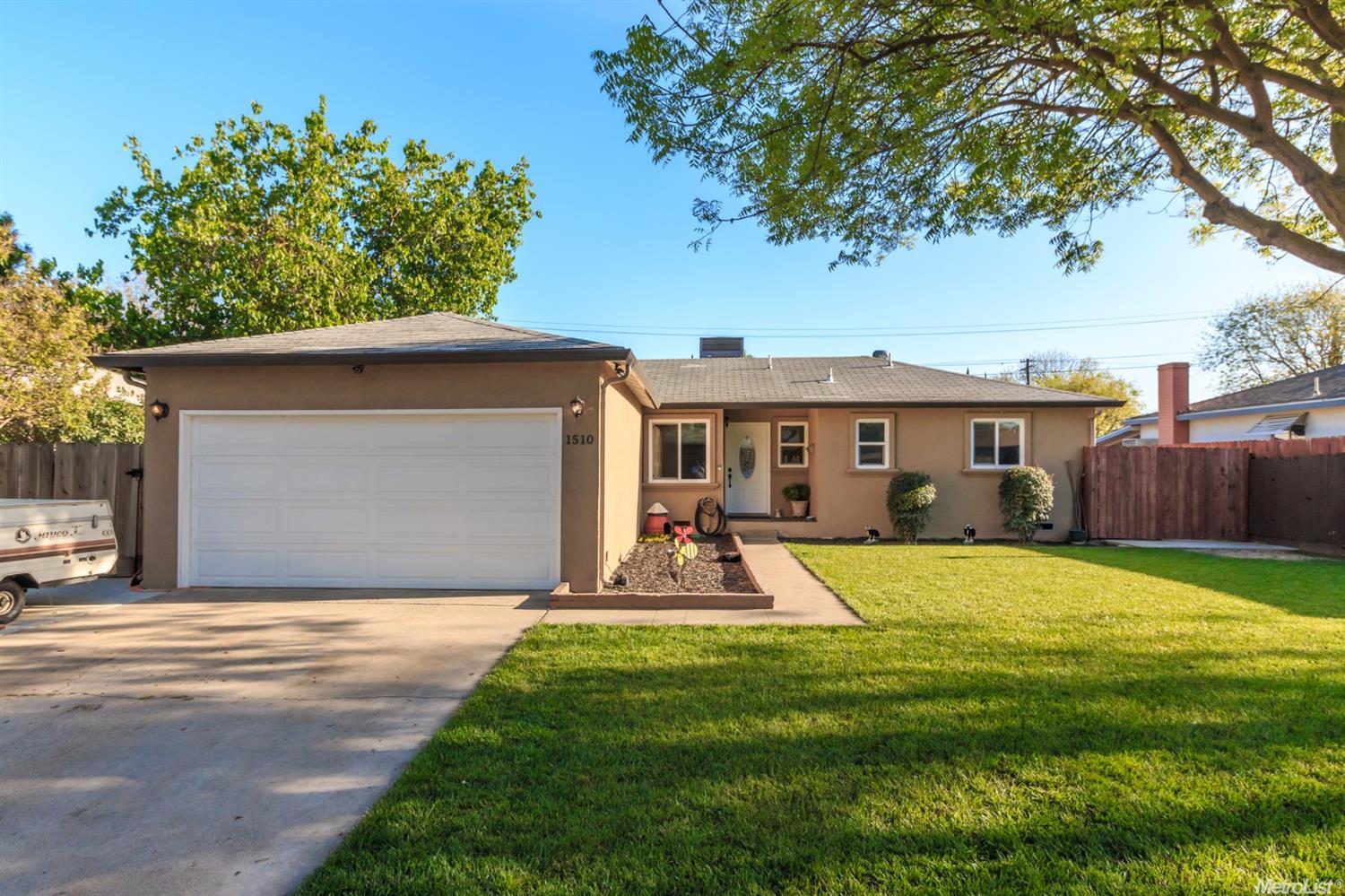 1510 Lorainne Ave, Modesto, CA 95350 photo 2