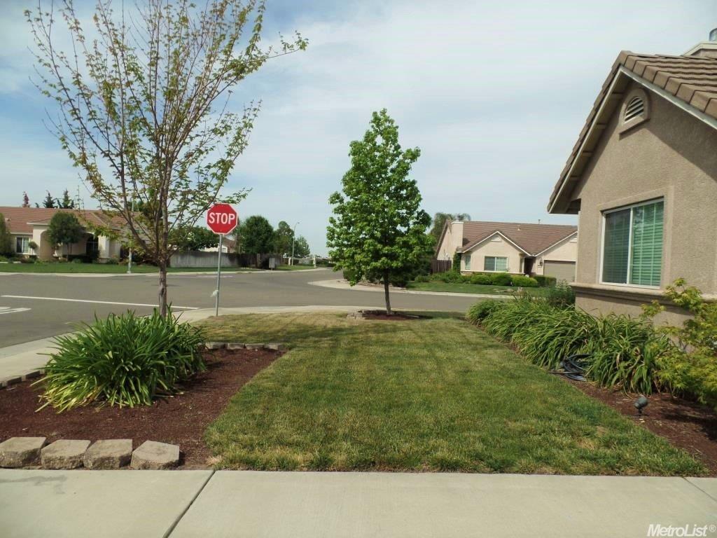 7411 Deforest Ct, Hughson, CA 95326 photo 4