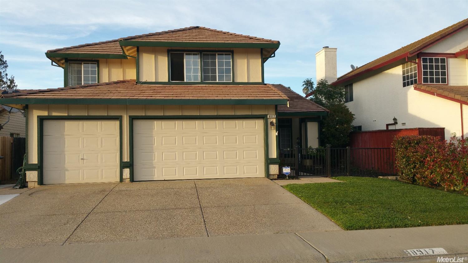 8917 Springhurst Dr, Elk Grove, CA 95624 photo 1