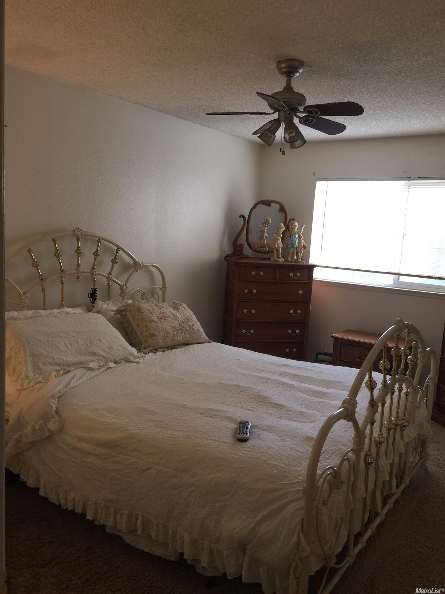 1479 Novell Dr, Ripon, CA 95366 photo 8