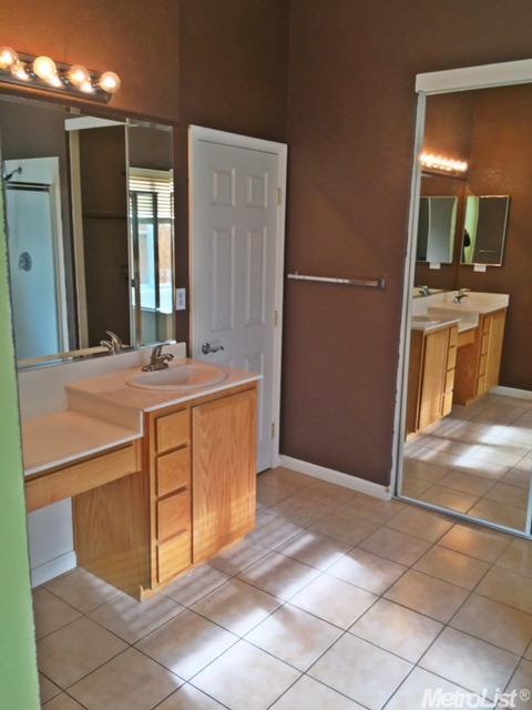 636 Rodeo Grounds Way, Newman, CA 95360 photo 13