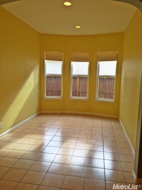 636 Rodeo Grounds Way, Newman, CA 95360 photo 5