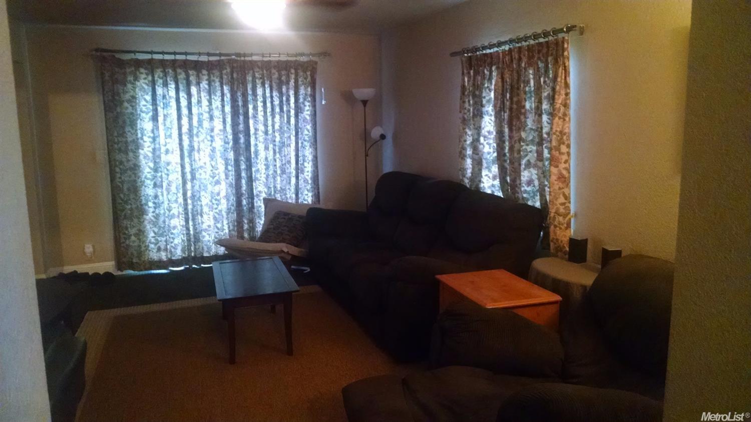 316 Center St, Modesto, CA 95351 photo 6