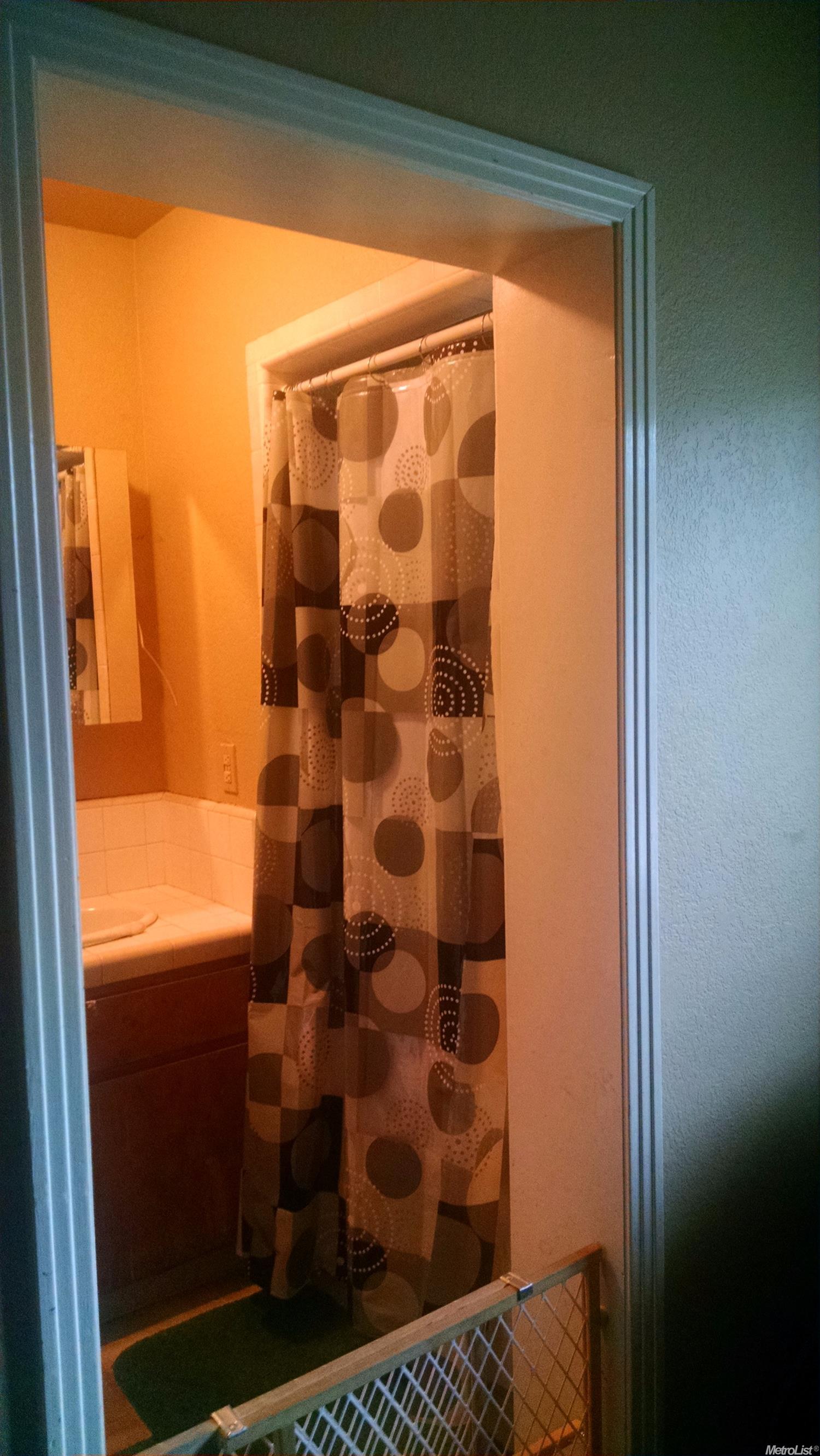 316 Center St, Modesto, CA 95351 photo 12