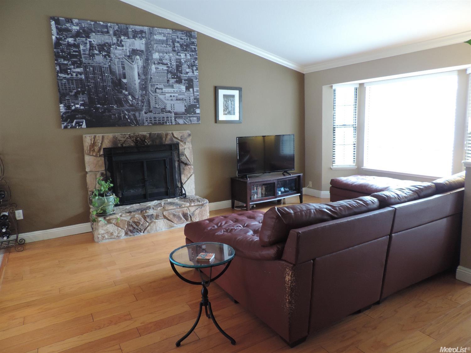 1830 Robin Ln, Lodi, CA 95240 photo 2