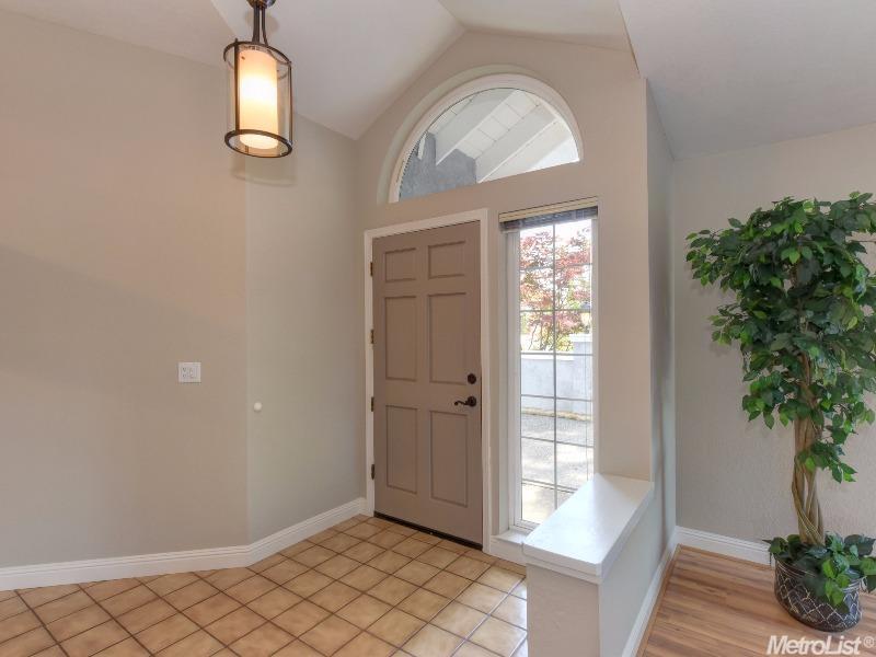 103 Echo Ct, Folsom, CA 95630 photo 3