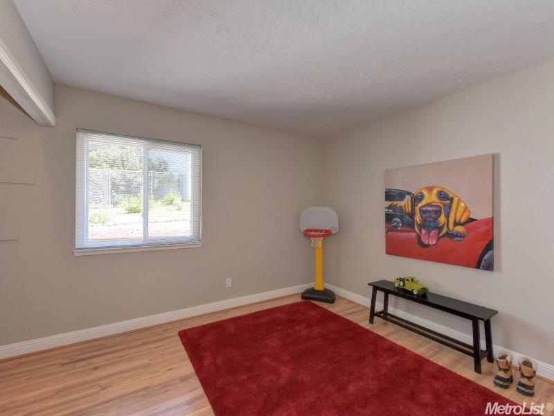 103 Echo Ct, Folsom, CA 95630 photo 17